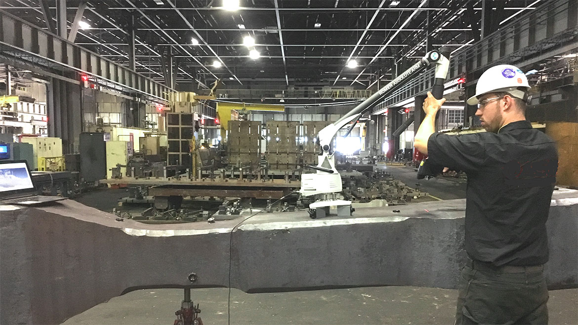 QM0925-OO-Manage-InPlace-Machining-p5-Metrologist-uses-articulated-arm-in-mill Advanced Metrology Instruments in Heavy Industry Example: Metrologist Uses Articulated Arm in Mill